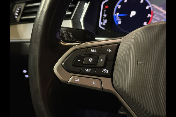 Volkswagen Passat Variant 1.5 TSI 2x R-Line Business + | Panoramadak | Leder | Camera | Afn. trekhaak | Adaptive cruise | Stoelverwarming | Virtual
