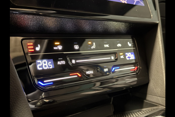 Volkswagen Passat Variant 1.5 TSI 2x R-Line Business + | Panoramadak | Leder | Camera | Afn. trekhaak | Adaptive cruise | Stoelverwarming | Virtual