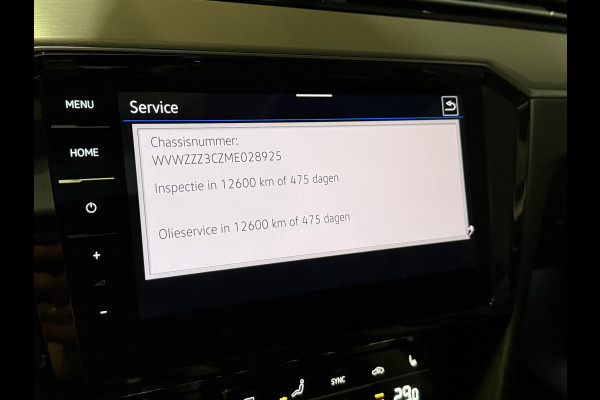 Volkswagen Passat Variant 1.5 TSI 2x R-Line Business + | Panoramadak | Leder | Camera | Afn. trekhaak | Adaptive cruise | Stoelverwarming | Virtual