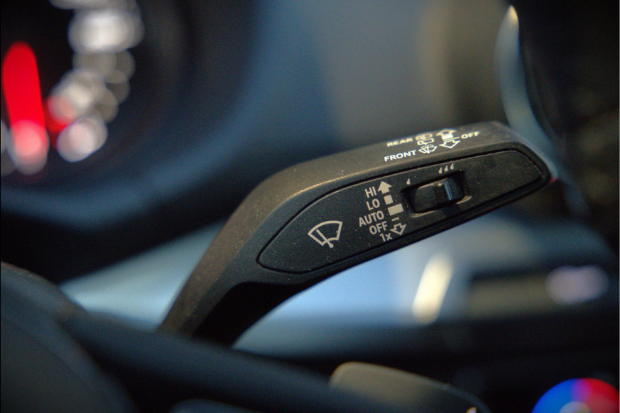 Audi Q2 1.4 TFSI CoD Design Pro Line Plus | Stoelverwarming | Camera | Keyless | Cruise Control | Navigatie | Parkeersensoren | Elektrische Achterklep | Climate Control | Automaat