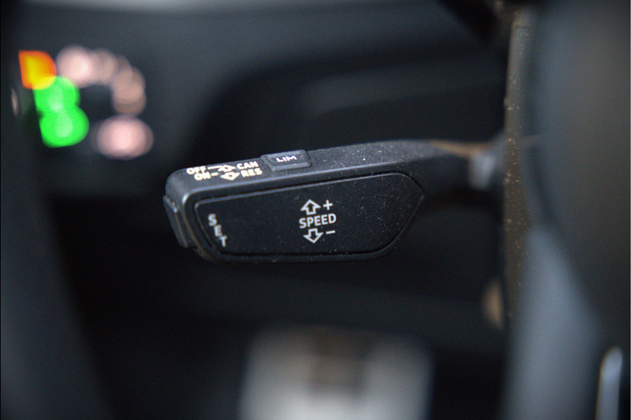 Audi Q2 1.4 TFSI CoD Design Pro Line Plus | Stoelverwarming | Camera | Keyless | Cruise Control | Navigatie | Parkeersensoren | Elektrische Achterklep | Climate Control | Automaat