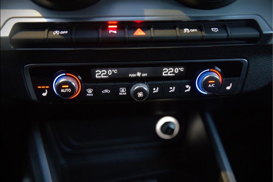 Audi Q2 1.4 TFSI CoD Design Pro Line Plus | Stoelverwarming | Camera | Keyless | Cruise Control | Navigatie | Parkeersensoren | Elektrische Achterklep | Climate Control | Automaat