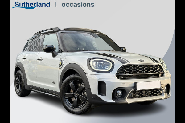 MINI Countryman 1.5 Cooper S E ALL4 Classic | Panoramadak | Lederen bekleding | Adaptive LED | Stoelverwarming | Verwarmd Stuurwiel | Sportstoelen | Climate control | Armsteun | Keyless entry