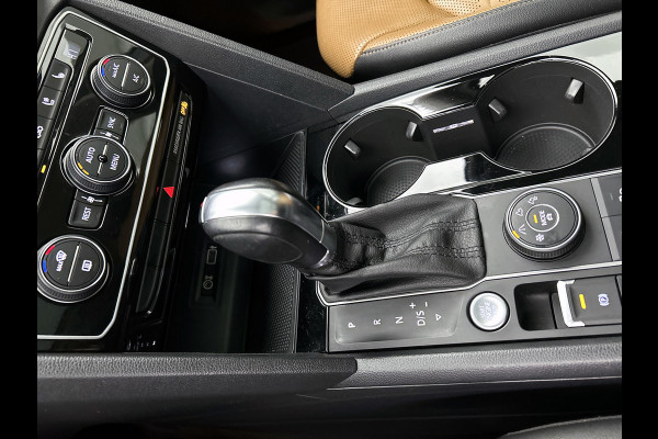 Volkswagen Atlas (Goed OnderH, 7 persoons, Panoramadak, Camera, StoelV, Cruise Con, Automaat, Etc)