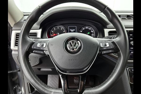 Volkswagen Atlas (Goed OnderH, 7 persoons, Panoramadak, Camera, StoelV, Cruise Con, Automaat, Etc)