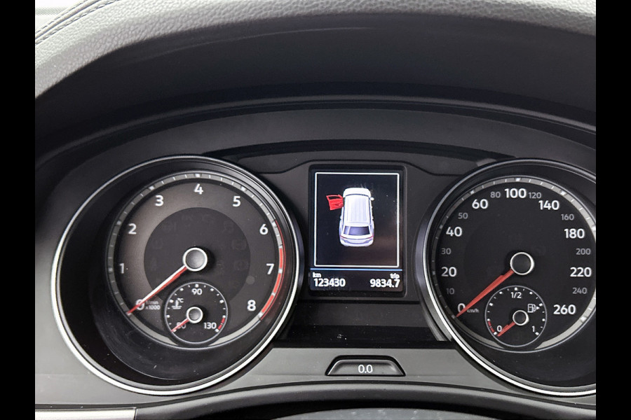 Volkswagen Atlas (Goed OnderH, 7 persoons, Panoramadak, Camera, StoelV, Cruise Con, Automaat, Etc)