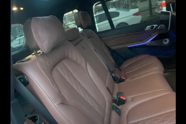 BMW X7 XDrive40i 7-PERS/SKYLOUNGE/HUD/LASER/MASSAGE