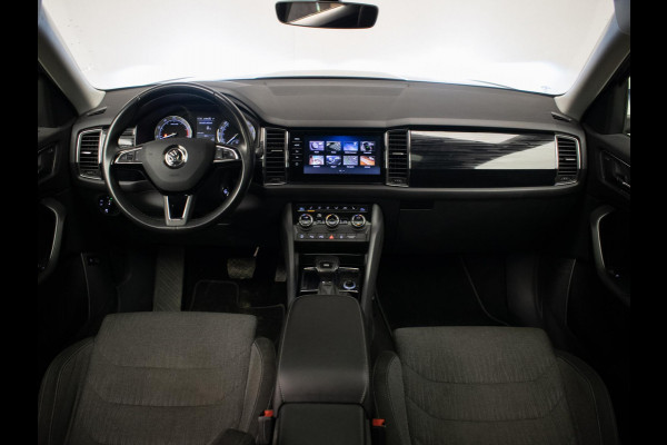 Škoda Kodiaq 1.5 TSI Style Business 7p. (PANORAMADAK,CARPLAY,NAVI,LED,360 CAMERA,CRUISE,ELECTRISCHE STOELEN,KEY LESS,STOELVER.)