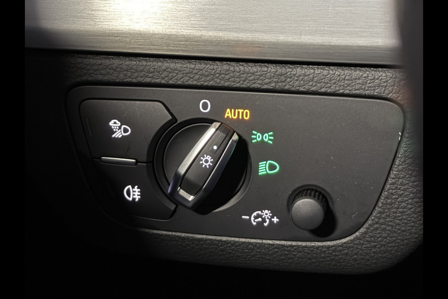 Audi Q5 50 TFSI e 300pk quattro 2x S-Line | Elektr. trekhaak | Stoelverwarming | Virtual cockpit