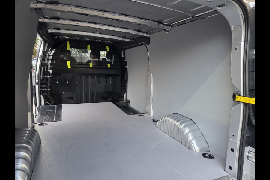 Ford E-Transit Custom / Maxus eDeliver 7 - 88 Kwh L2 WLTP 365 Km 2x Schuifdeur Craftsman uitvoering