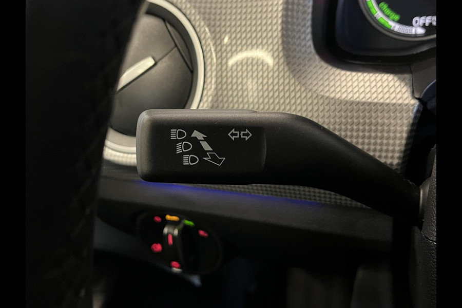 Volkswagen e-Up! | Climate Control | Radio DAB+ | Privacy Glass | Sfeerverlichting | LED | Stoelverwarming