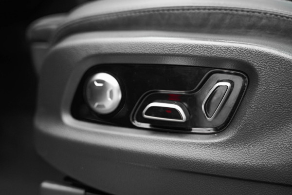 Hongqi E-HS9 Business 84 kWh |BOMVOLL|7zits|Pano|360 Camera|Dodehoek|Ambient|