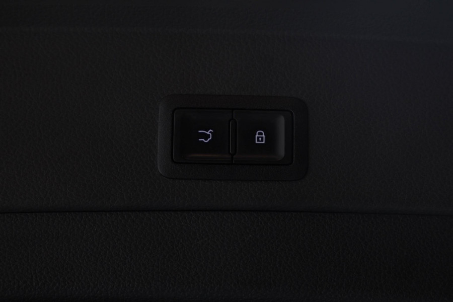 Hongqi E-HS9 Business 84 kWh |BOMVOLL|7zits|Pano|360 Camera|Dodehoek|Ambient|