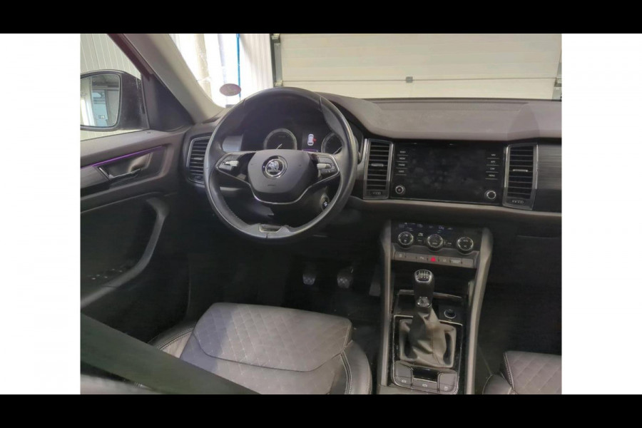 Škoda Kodiaq 1.5 TSI Business Edition NL AUTO | AFN. TREKHAAK | CARPLAY |