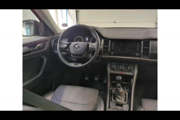 Škoda Kodiaq 1.5 TSI Business Edition NL AUTO | AFN. TREKHAAK | CARPLAY |