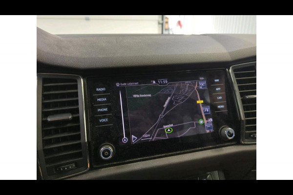 Škoda Kodiaq 1.5 TSI Business Edition NL AUTO | AFN. TREKHAAK | CARPLAY |