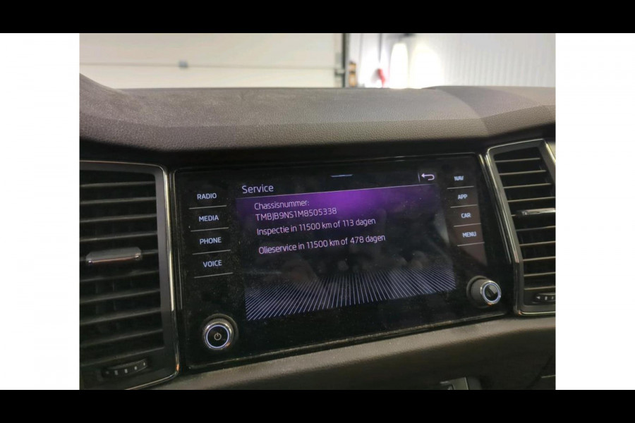 Škoda Kodiaq 1.5 TSI Business Edition NL AUTO | AFN. TREKHAAK | CARPLAY |