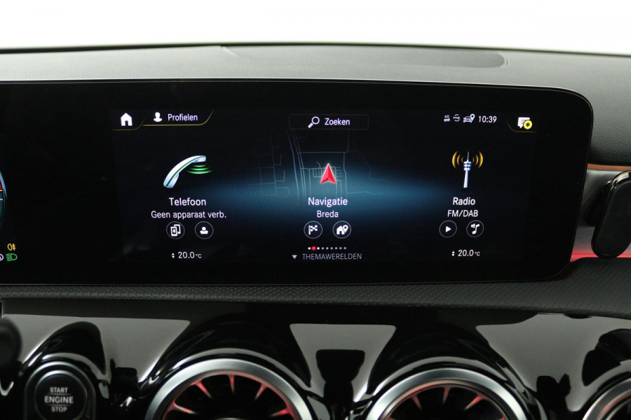 Mercedes-Benz A-Klasse 250 e Business Solution AMG Limited (SFEERVERLICHTING, PANORAMADAK, CAMERA, STOELVERWARMING, 1e EIGENAAR)