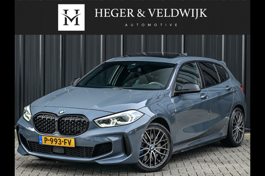 BMW 1-serie M135i xDrive High Executive · M- sport · Panoramadak · Camera · Active cruise · Harman/Kardon · Adaptive Suspension · M Sportbra