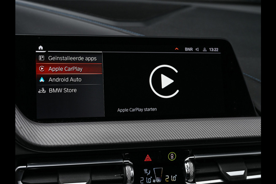 BMW 1-serie M135i xDrive High Executive · M- sport · Panoramadak · Camera · Active cruise · Harman/Kardon · Adaptive Suspension · M Sportbra