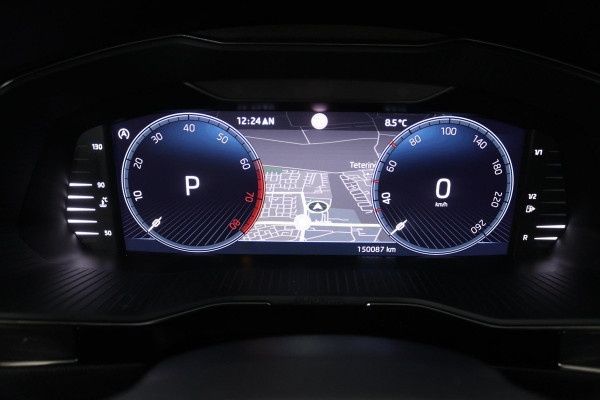 Škoda Superb Combi 1.5 TSI ACT Business Edition Plus (PANORAMADAK, STUUR-/STOELVERWARMING, CAMERA, ADAPTIVE CRUISE)