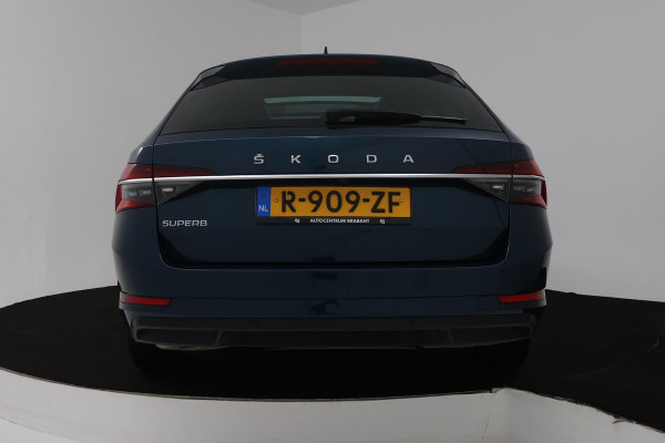 Škoda Superb Combi 1.5 TSI ACT Business Edition Plus (PANORAMADAK, STUUR-/STOELVERWARMING, CAMERA, ADAPTIVE CRUISE)