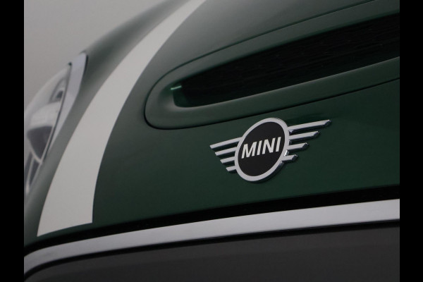MINI Cooper S Electric Charged 33 kWh (184 PK) | Navigatie | Stoelverwarming | 1e eigenaar |