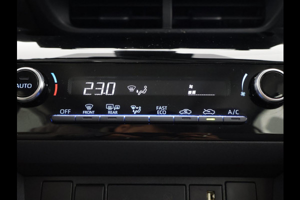 Toyota Yaris Cross 1.5 HYBRID BI-TONE PACK GARANTIE 2-2034 ! CLIMA.CRUISE ADAPTIEF. PARKEER CAMERA.