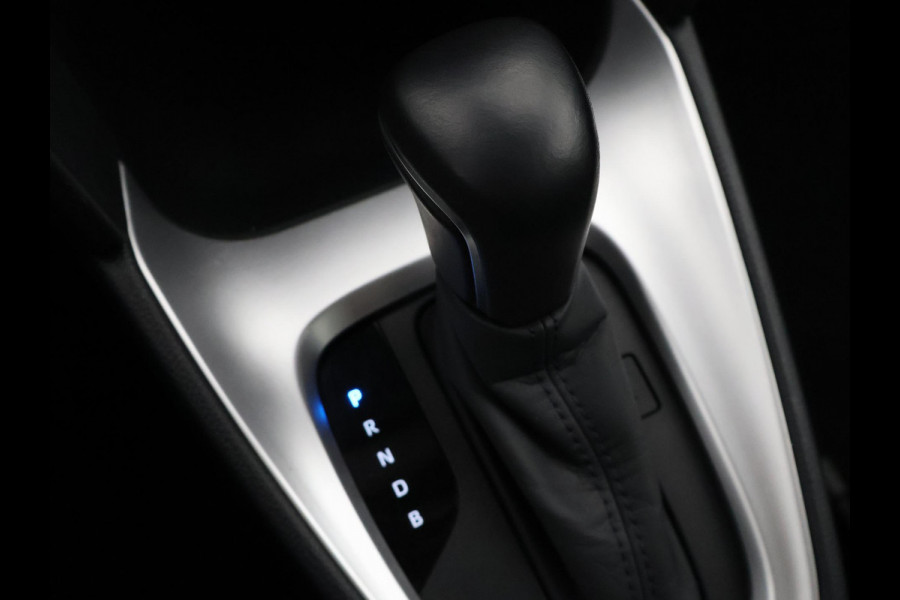 Toyota Yaris Cross 1.5 HYBRID BI-TONE PACK GARANTIE 2-2034 ! CLIMA.CRUISE ADAPTIEF. PARKEER CAMERA.