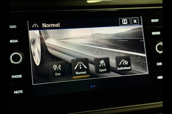 Volkswagen T-Roc 2.0 TSI 4Motion 3X R-LINE | PANO | VIRTUAL | CAMERA