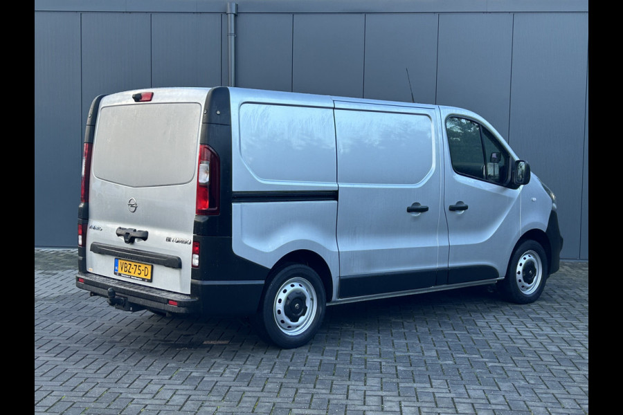 Opel Vivaro 1.6 CDTI 126 PK / L1H1 / 1e EIG. / TREKHAAK / AIRCO / CRUISE / NAVI / CAMERA / BLUETOOTH