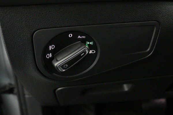 Volkswagen Tiguan Allspace 1.5 TSI R*AUTOM*ECC*ACC*NAVI*HAAK*CAM*CARPLAY*PANO