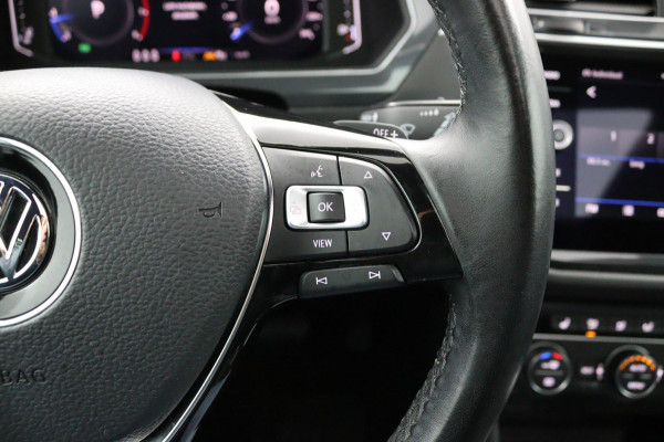 Volkswagen Tiguan Allspace 1.5 TSI R*AUTOM*ECC*ACC*NAVI*HAAK*CAM*CARPLAY*PANO