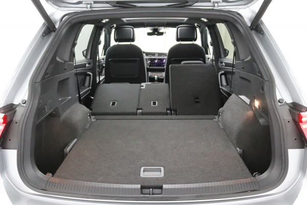 Volkswagen Tiguan Allspace 1.5 TSI R*AUTOM*ECC*ACC*NAVI*HAAK*CAM*CARPLAY*PANO