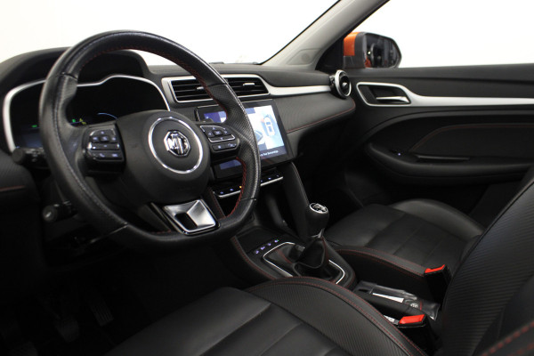 MG ZS 1.0 Luxury |Pano|Navi|Stoelverwarming|