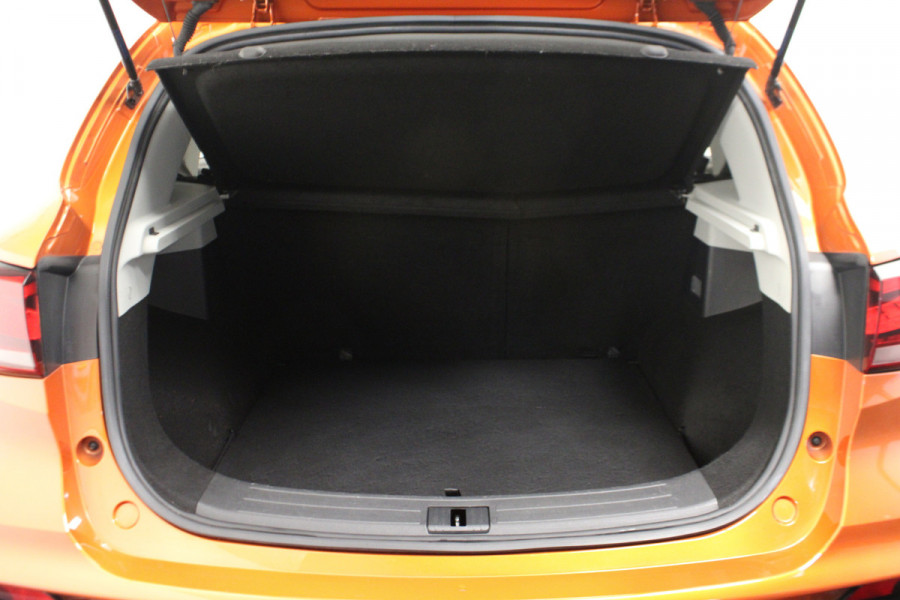 MG ZS 1.0 Luxury |Pano|Navi|Stoelverwarming|