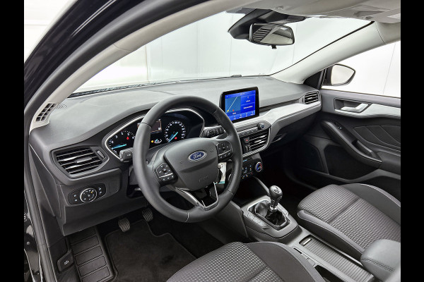 Ford Focus 1.0 EcoBoost Hybrid Trend Edition Business (NAVIGATIE, CAMERA, STRUUR-/STOELVERWARMING, 1e EIGENAAR, GOED ONDERHOUDEN)