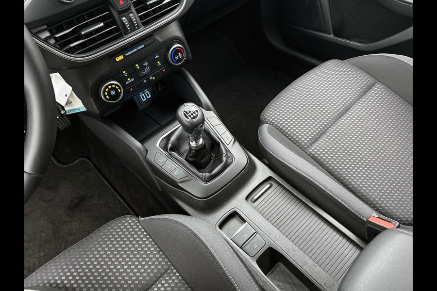 Ford Focus 1.0 EcoBoost Hybrid Trend Edition Business (NAVIGATIE, CAMERA, STRUUR-/STOELVERWARMING, 1e EIGENAAR, GOED ONDERHOUDEN)