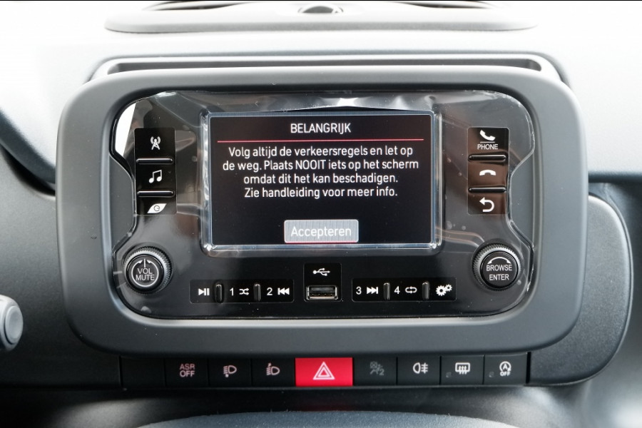 Fiat Panda 1.0 Hybrid City / INCL. 2 jaar FabrieksGarantie