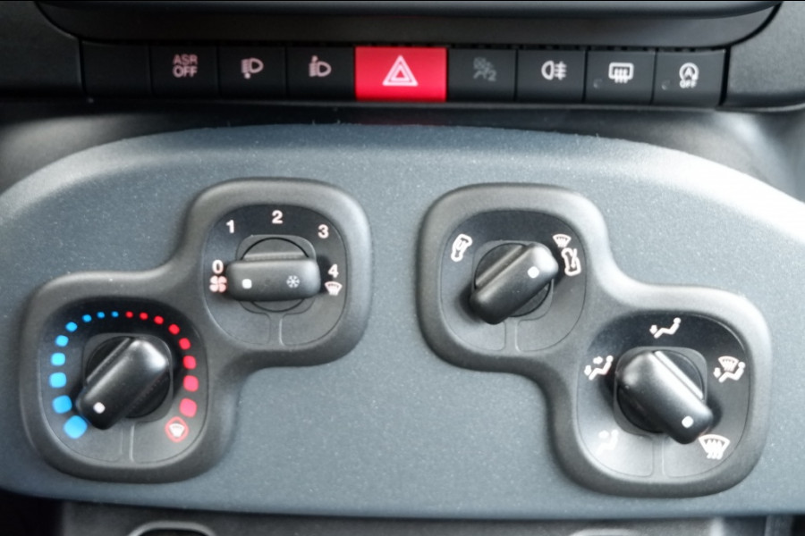 Fiat Panda 1.0 Hybrid City / INCL. 2 jaar FabrieksGarantie