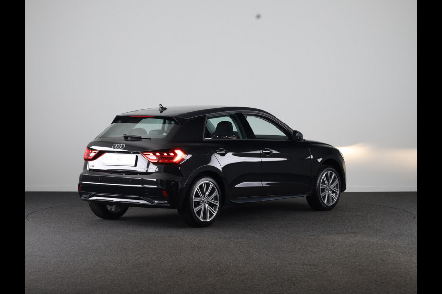 Audi A1 Sportback 25 TFSI Advanced edition 95pk | Parkeerhulp plus | Automatische airco | Navigatie via App | 17 inch lichtmetalen velgen | Dak in contrast kleur