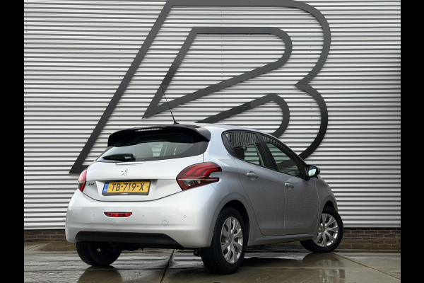 Peugeot 208 1.2 PureTech Blue Lion Navi,Airco,Cruise,PDC,Distributie riem v.v. in 2025,Apple Carplay,Weinig KM,N.A.P,APK tot 09-2026