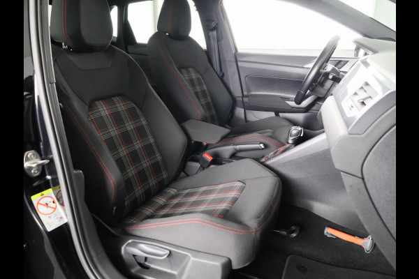 Volkswagen Polo 2.0 TSI GTI 200PK | Automaat (DSG) | Panoramadak | Camera | Beats audio | Keyless entry | Digitaal dashboard | 18 Inch | Led