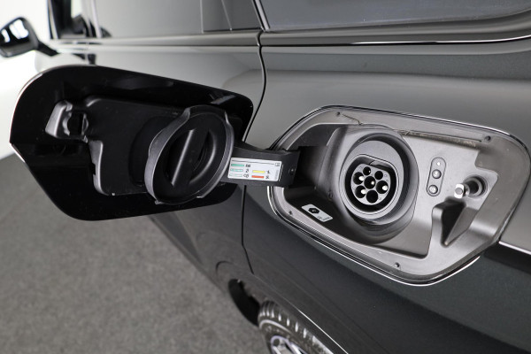 Volkswagen Touareg R 3.0 eHybid 340 kW / 462 pk SUV 8 vesn. Tiptonic