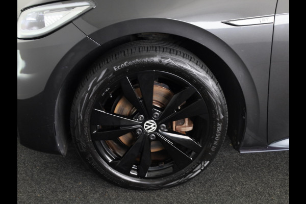 Volkswagen ID.3 First Max 58 kWh 204 pk | Navigatie | Panoramadak | Trekhaak (afneembaar) | Parkeersensoren | Achteruitrijcamera | Stoelverwarming |