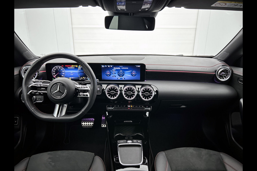 Mercedes-Benz CLA-Klasse Shooting Brake 250 e Star Edition AMG Line | Night Pakket | Sfeerverlichting | Ledkoplampen | Apple CarPlay | Keyless-Go | Inclusief 24 maanden MB Certified garantie voor Europa.