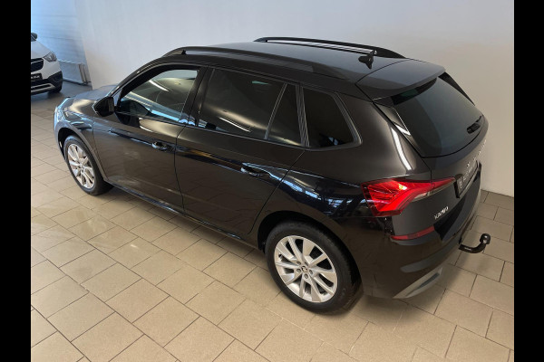 Škoda Kamiq 1.0 TSI Sport Business 110PK AIRCO CLIMA NAVI VIA APP CRUISE APPLE CARPLAY SPORTSTOELEN PDC TREKHAAK NIEUWSTAAT