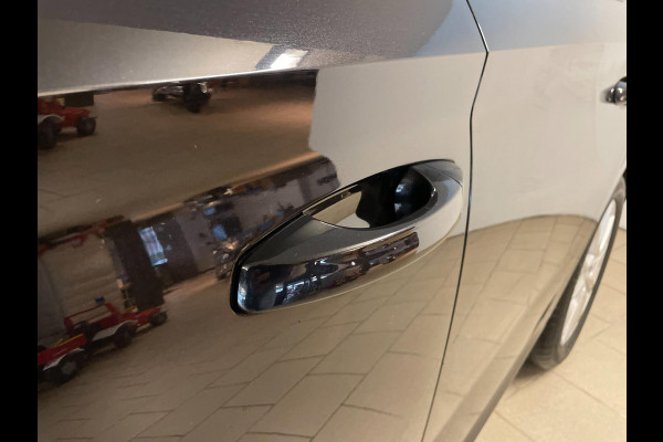 Škoda Kamiq 1.0 TSI Sport Business 110PK AIRCO CLIMA NAVI VIA APP CRUISE APPLE CARPLAY SPORTSTOELEN PDC TREKHAAK NIEUWSTAAT