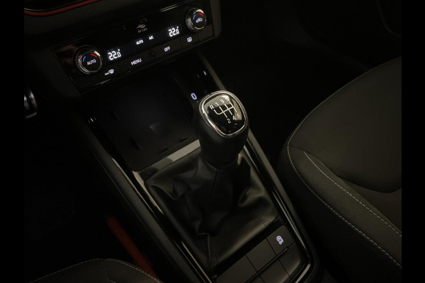 Škoda Kamiq 1.0 TSI Sport Business 110PK AIRCO CLIMA NAVI VIA APP CRUISE APPLE CARPLAY SPORTSTOELEN PDC TREKHAAK NIEUWSTAAT
