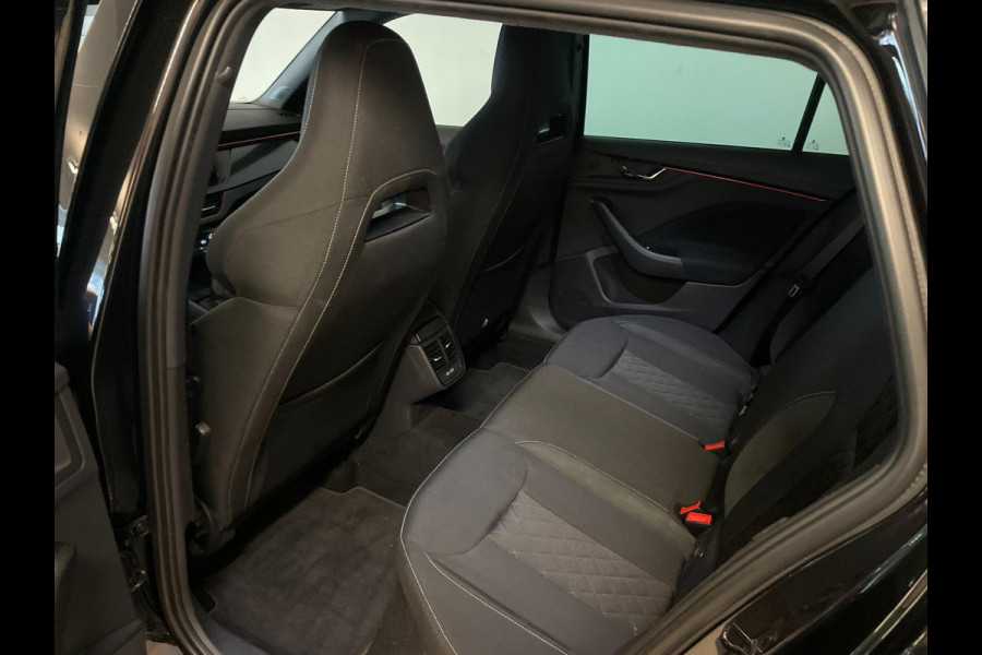 Škoda Kamiq 1.0 TSI Sport Business 110PK AIRCO CLIMA NAVI VIA APP CRUISE APPLE CARPLAY SPORTSTOELEN PDC TREKHAAK NIEUWSTAAT